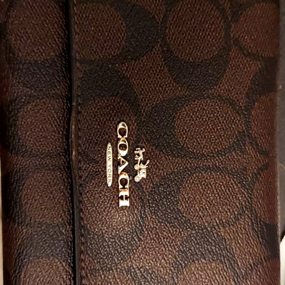 COPY - Coach wallet